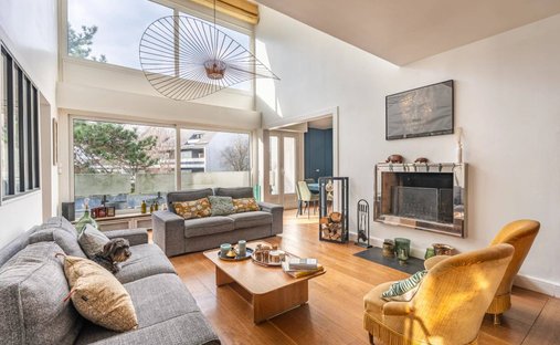 Apartment in Forêt, Saint-Germain-en-Laye, France 1