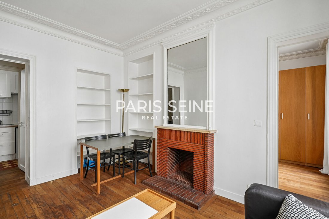 Apartment in Saint Placide, Paris 6e Arrondissement, Paris 2 - 18639215