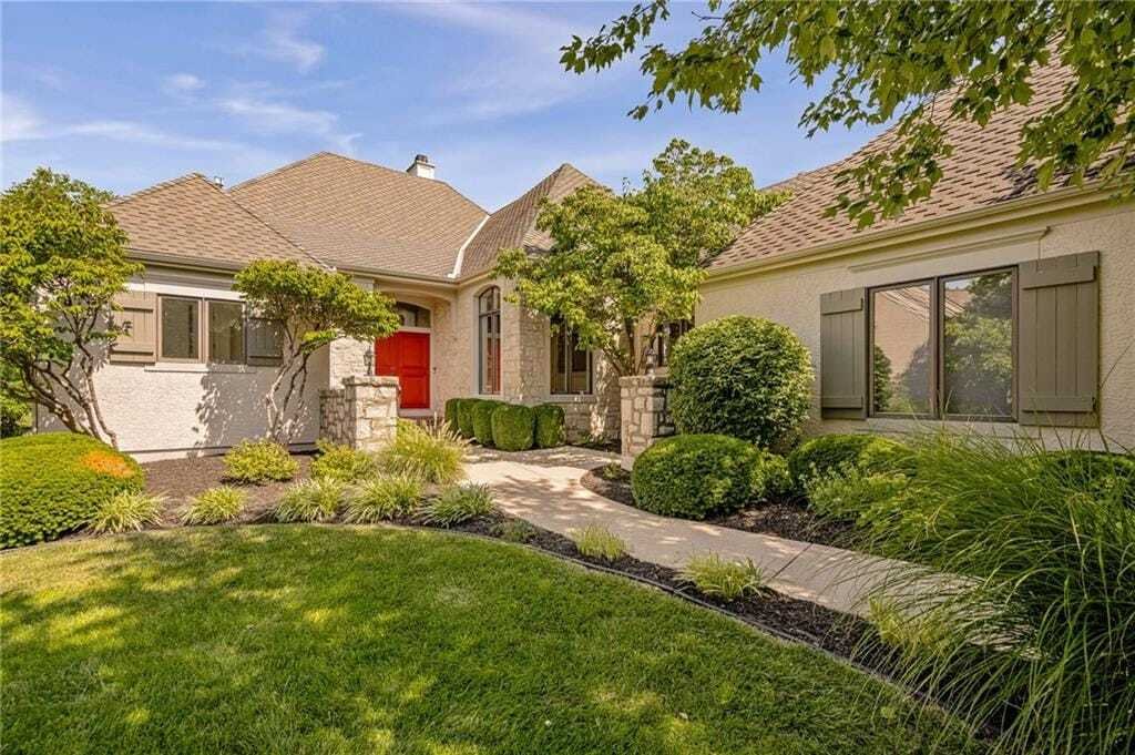 House in Overland Park, Kansas, United States 1 - 18639689