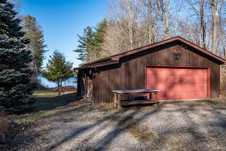 House in South Frontenac, Ontario, Canada 5 - 18635106