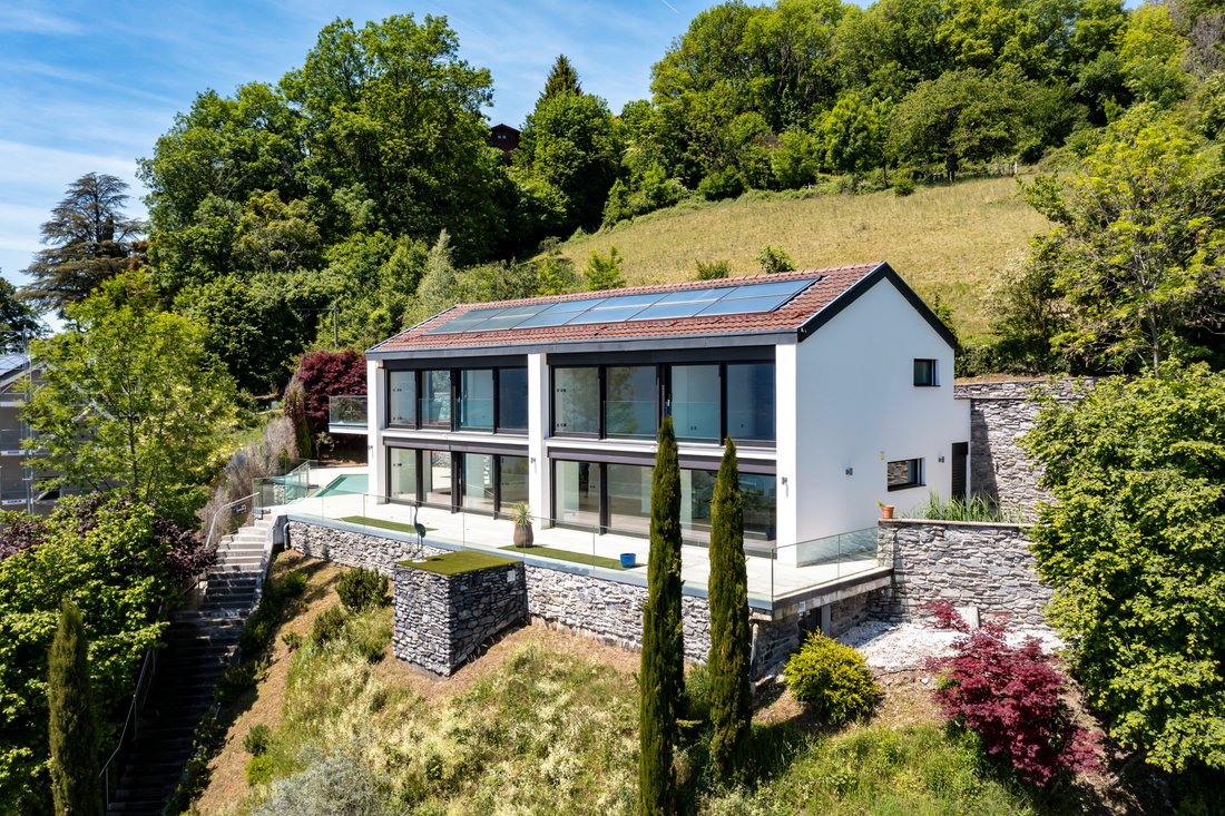 Villa in Chardonne, Vaud, Switzerland 1 - 18639658