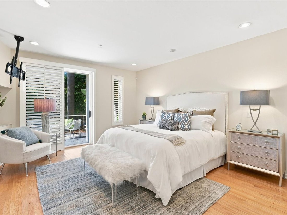 Condo in Santa Monica, California, United States 5 - 17448457