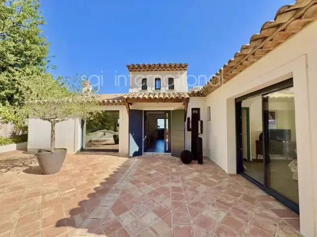 House in Gassin, Provence-Alpes-Côte d'Azur, France 3 - 16246518