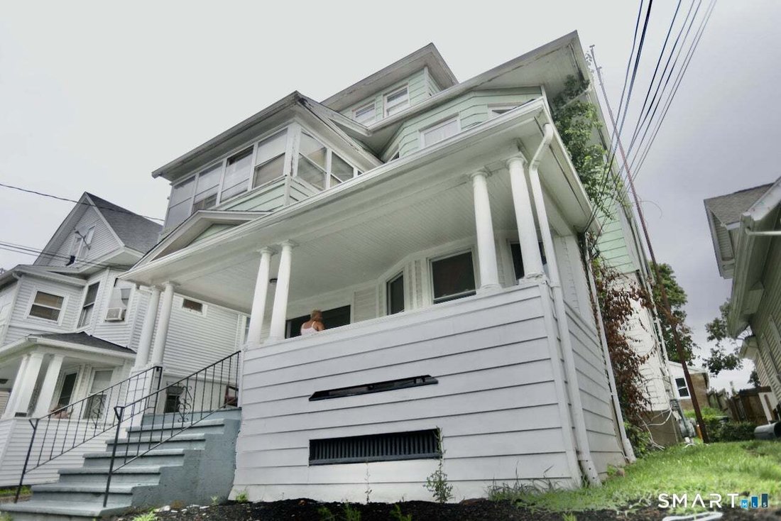 House in Bridgeport, Connecticut, United States 4 - 18639930