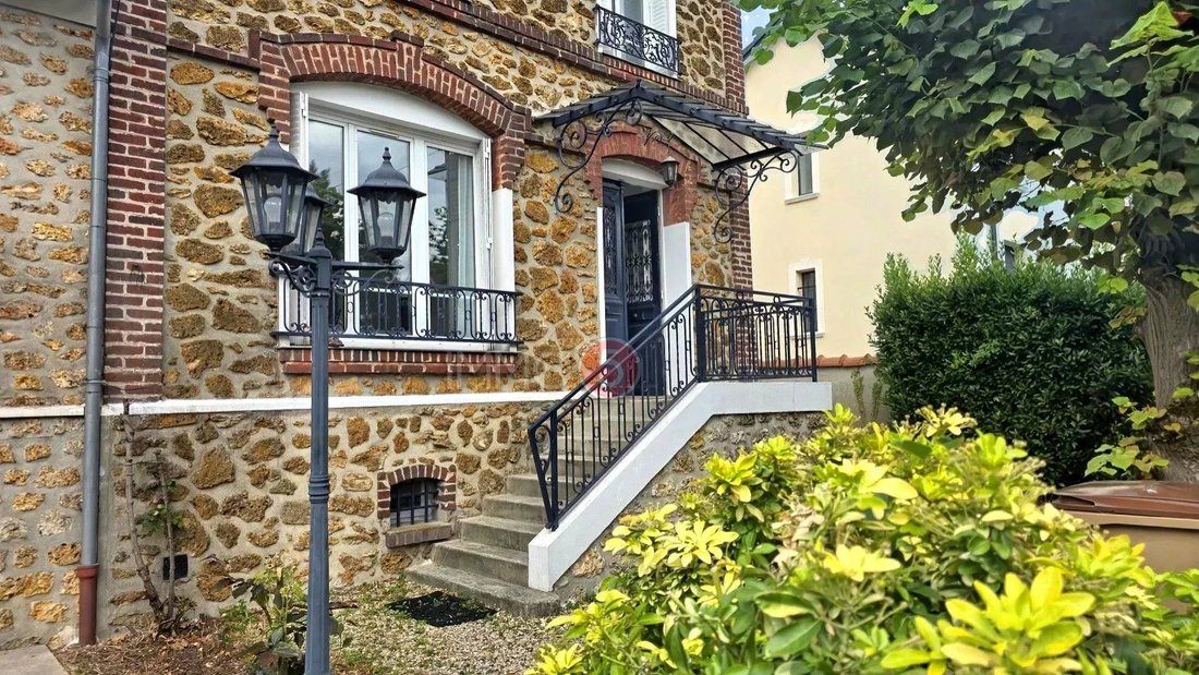 House in Thiers, Le Raincy, France 1 - 16409228