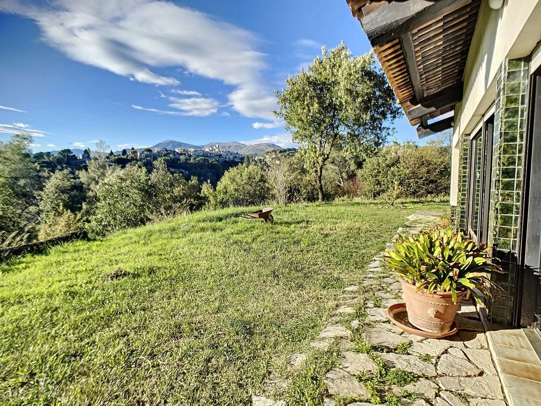 Land in Saint-Paul-de-Vence, Provence-Alpes-Côte d'Azur, France 1 - 16063577