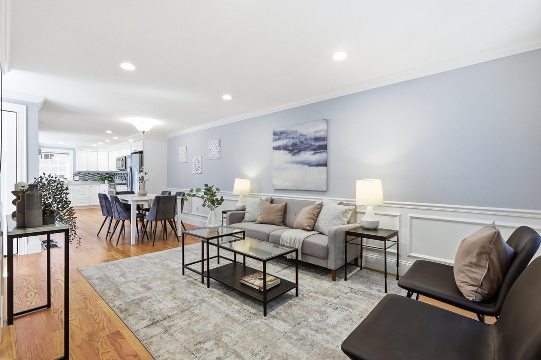 Condo in Arlington, Massachusetts, United States 4 - 18639878
