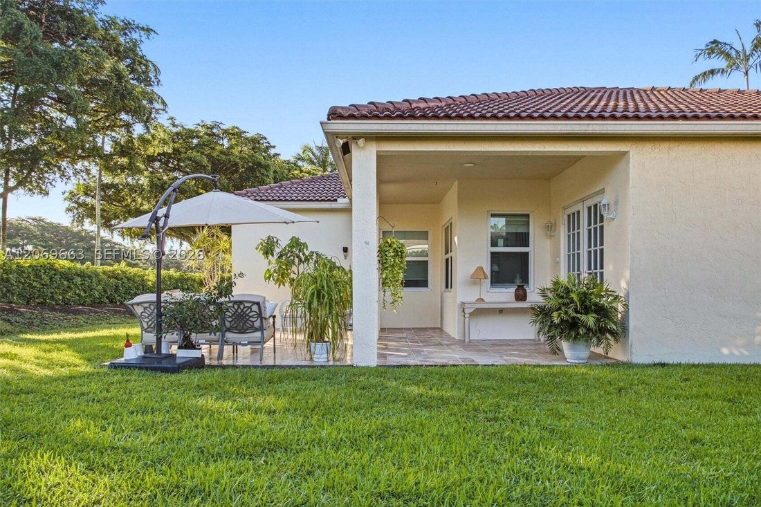 House in Weston, Florida, United States 4 - 18640077