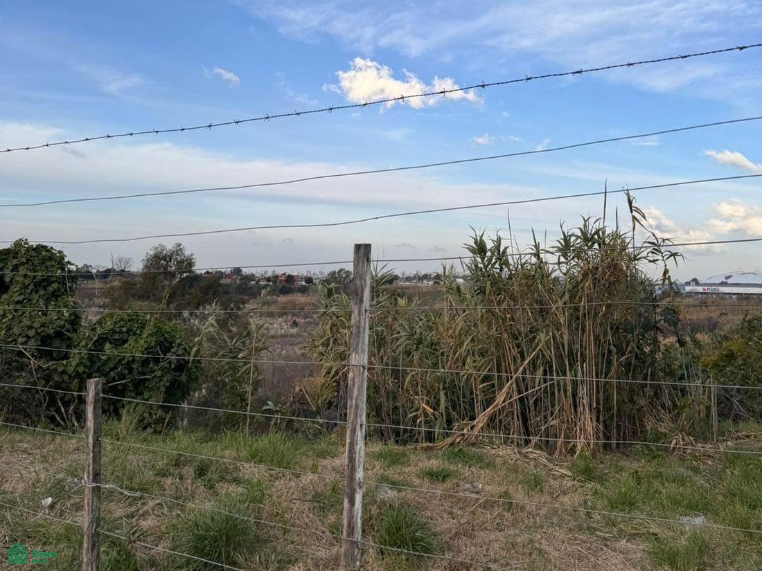 Terreno in Manuel B. Gonnet, Provincia di Buenos Aires, Argentina 2 - 18640071