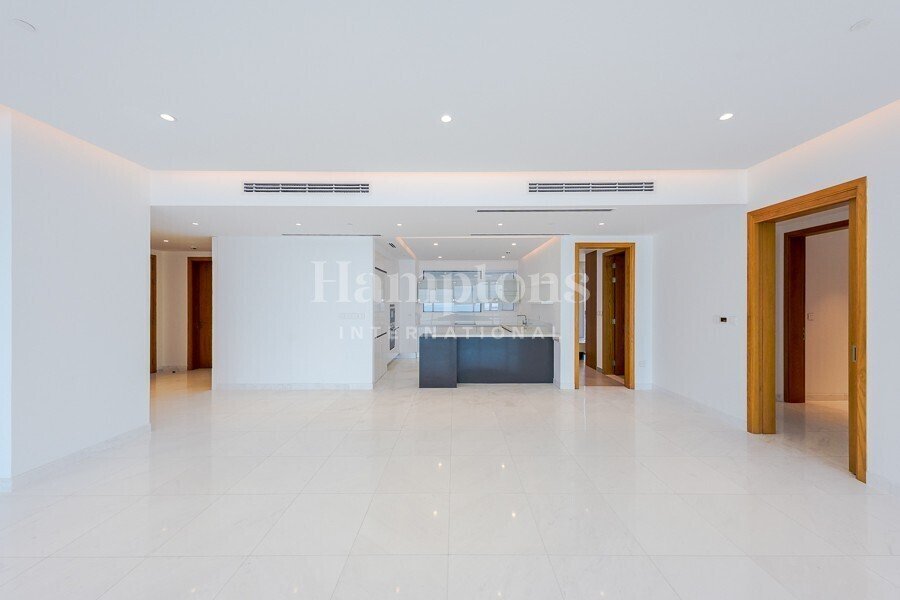 Apartment in Jumeirah Beach Residence, Dubai, United Arab Emirates 5 - 18639957