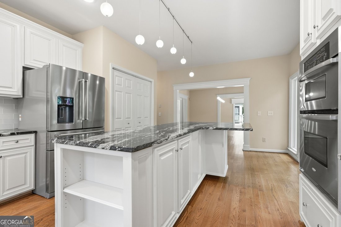 House in Roswell, Georgia, United States 2 - 18640239