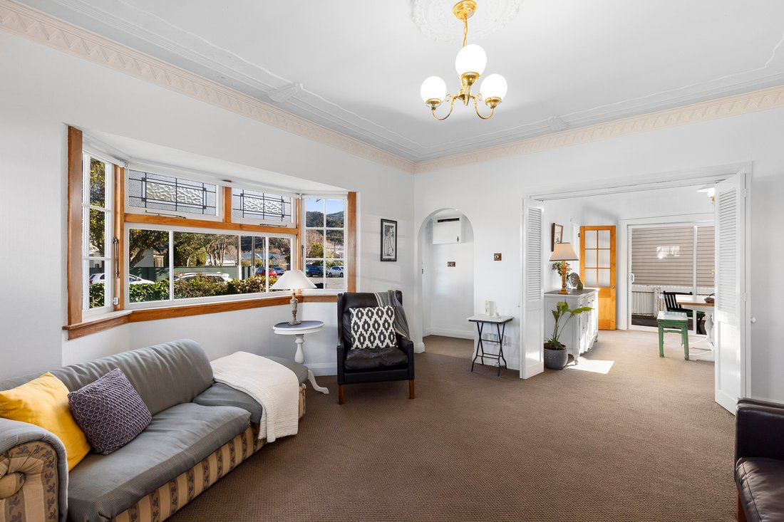 Lower Hutt, Wellington, New Zealand 5 - 18639852