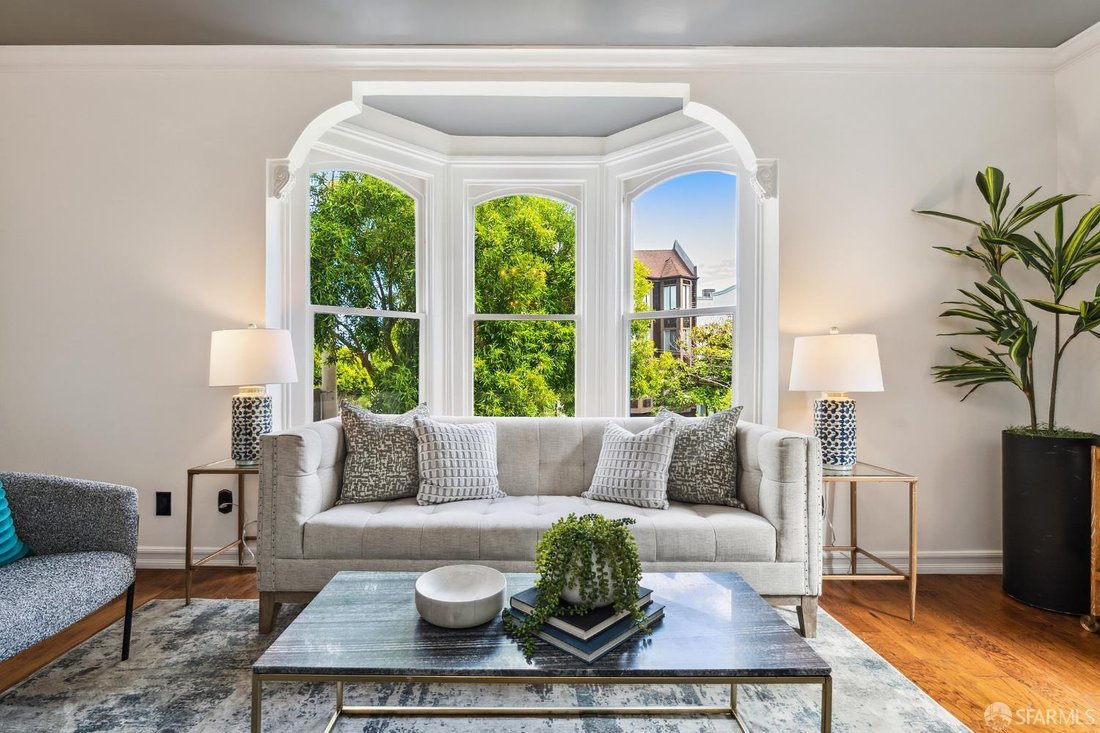 Condo in San Francisco, California, United States 2 - 18639954