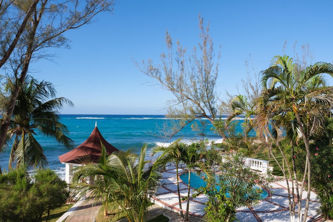 Apartment in St. Mary, St. Mary Parish, Jamaica 1 - 18639847