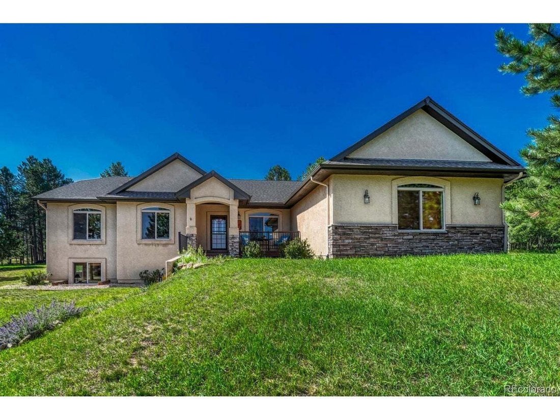 House in Cascade-Chipita Park, Colorado, United States 1 - 18640163