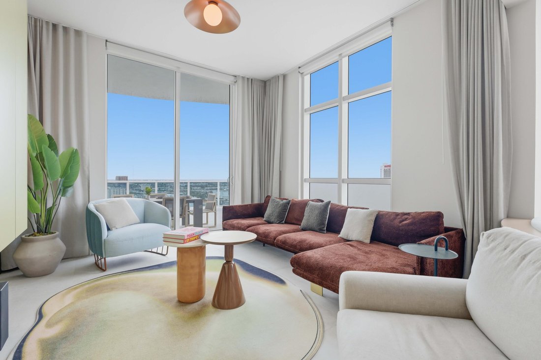 Condo in Hallandale Beach, Florida, United States 1 - 18640119