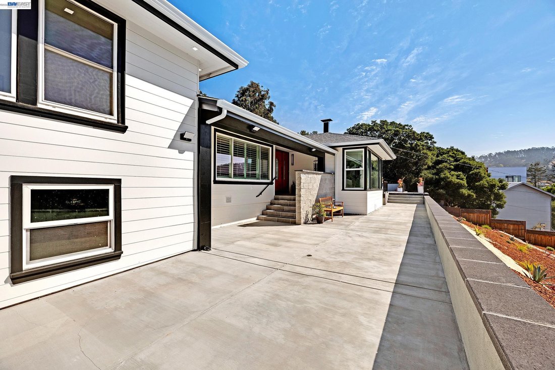 House in Oakland, California, United States 2 - 18640371