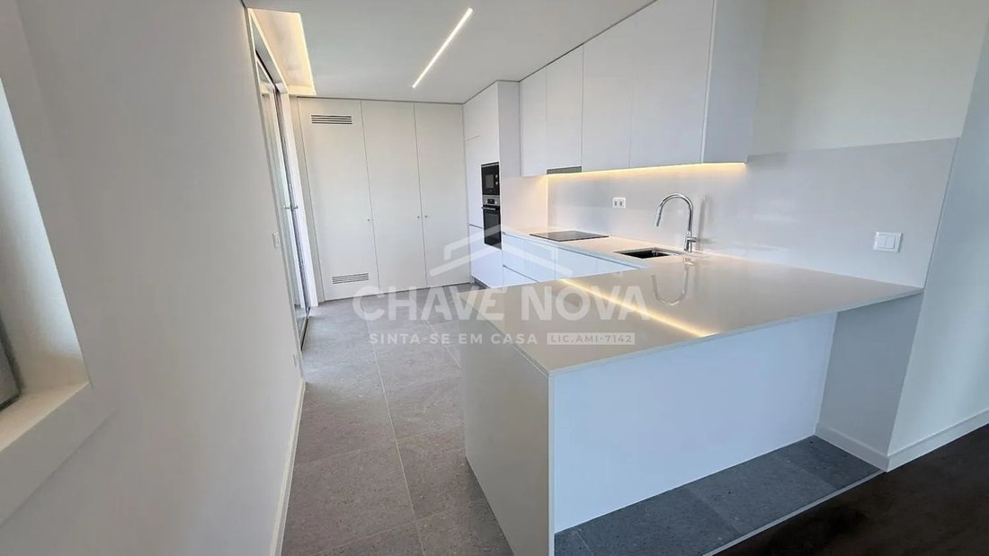Apartment in Cidade da Maia, Porto District, Portugal 3 - 18640326
