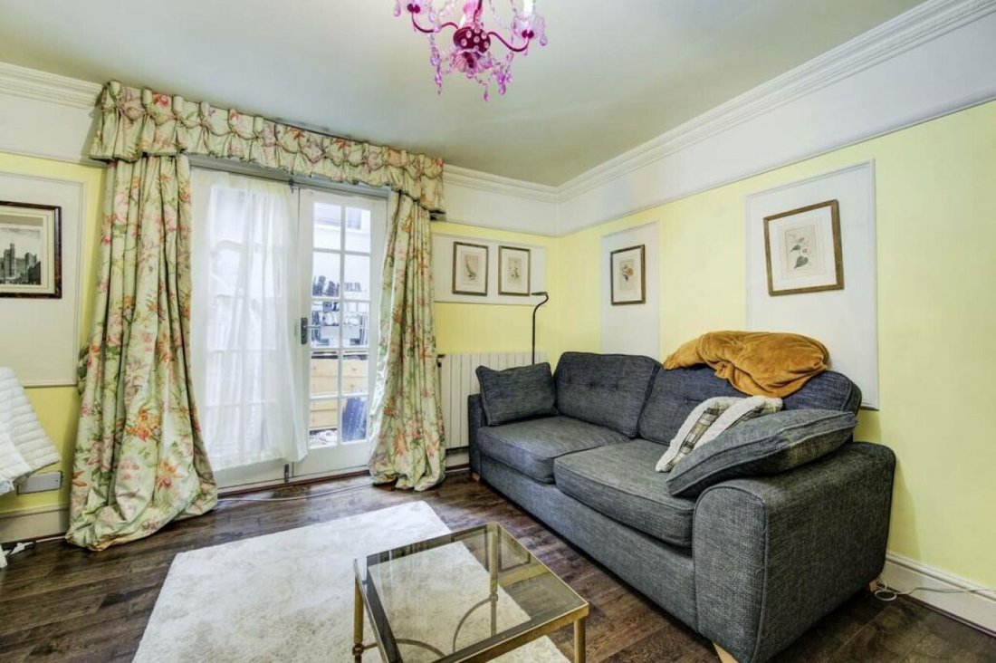 Apartment in Parsons Green, Hammersmith and Fulham, England 3 - 18640044