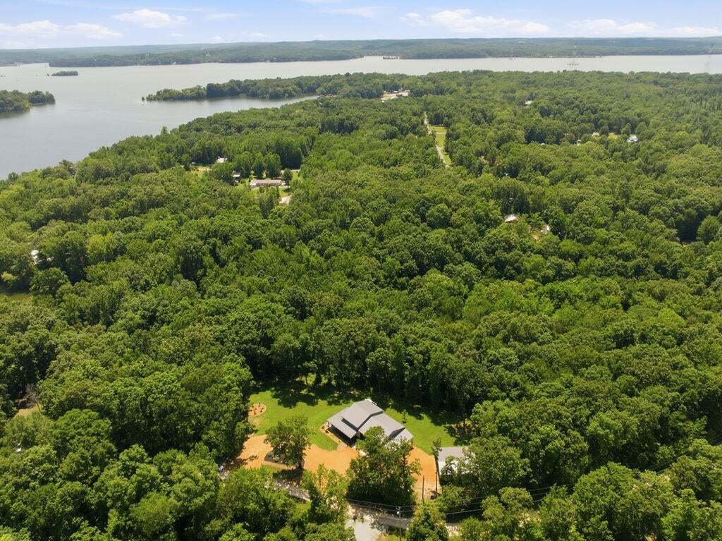 House in Dover, Tennessee, United States 2 - 18639942