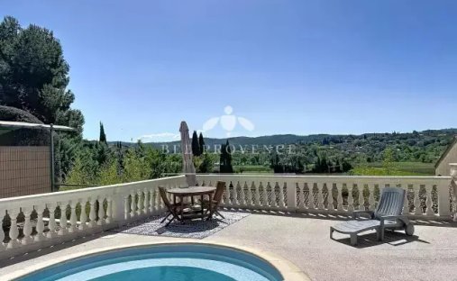 Villa in Carcès, Provence-Alpes-Côte d'Azur, France 1