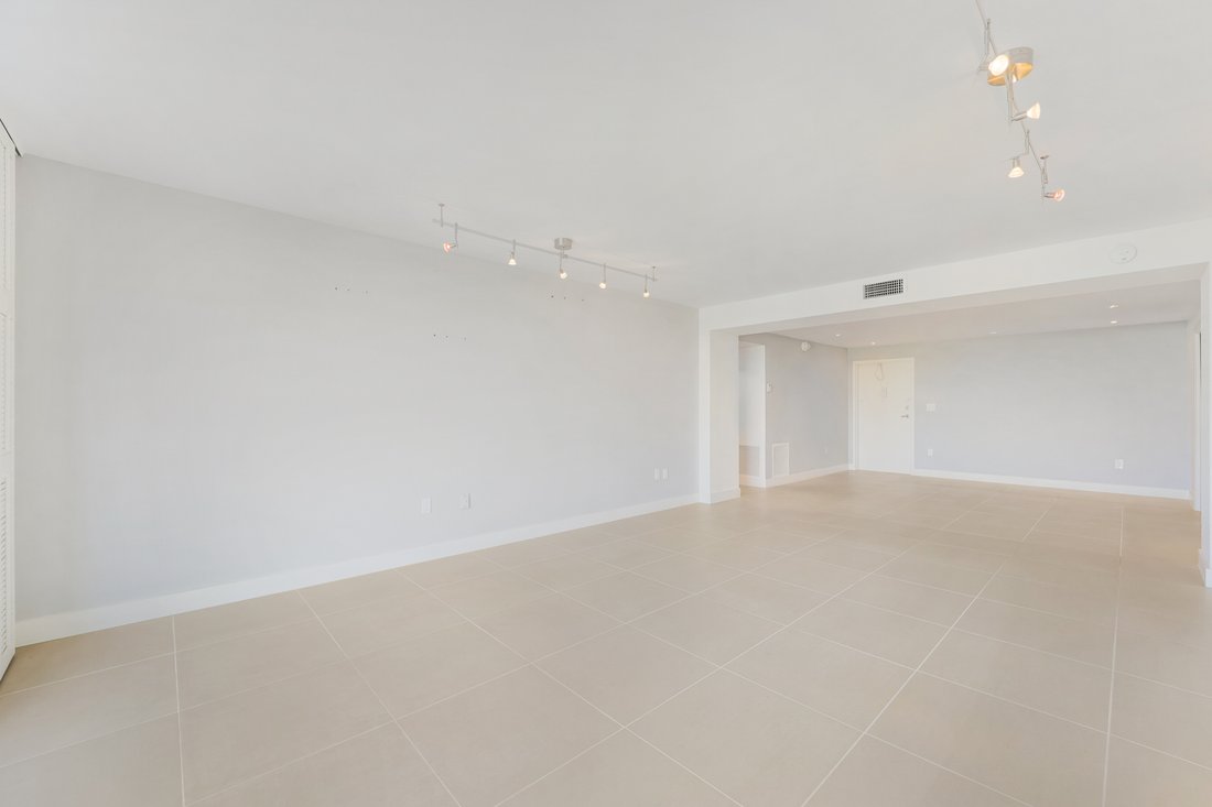 Condo in Key Biscayne, Florida, United States 4 - 18639864