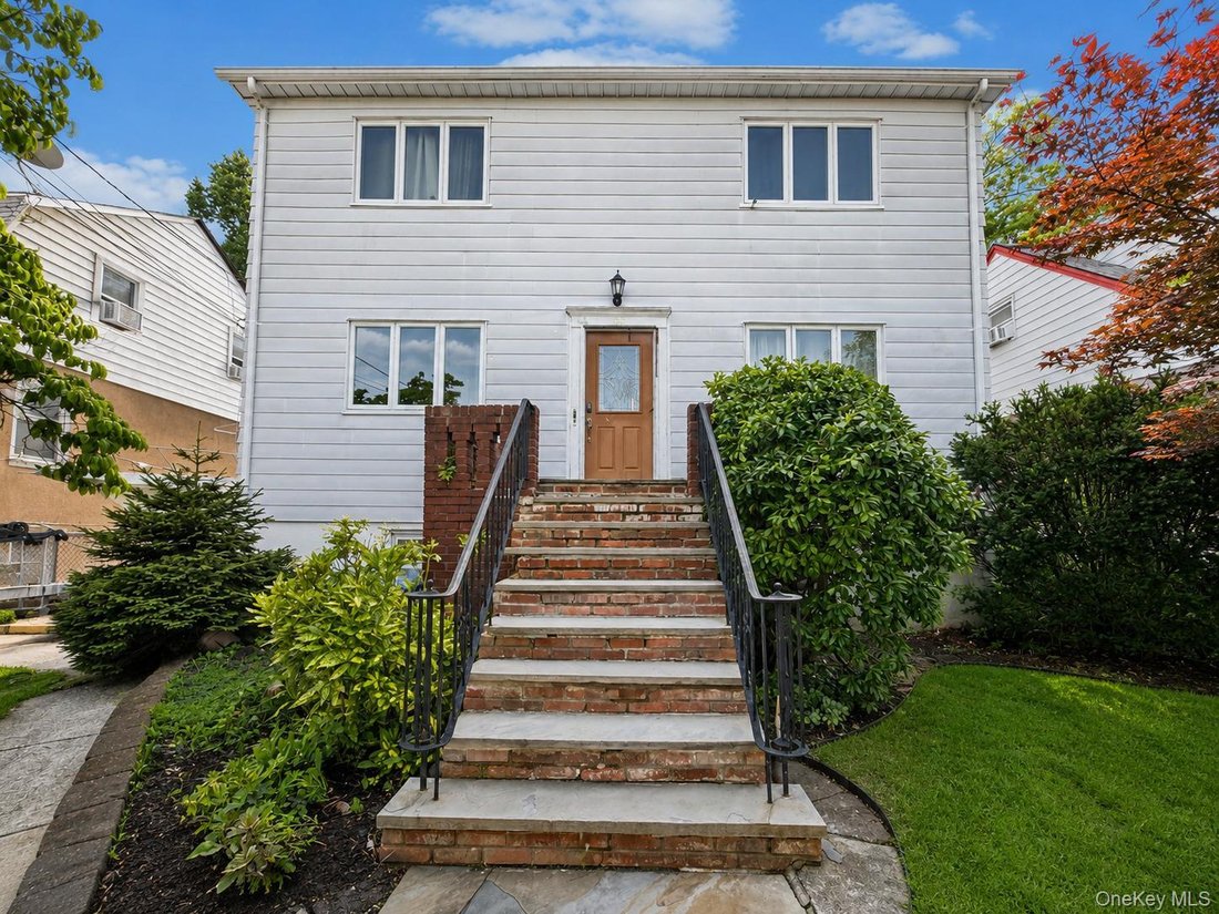 House in Port Washington, New York, United States 1 - 18640261