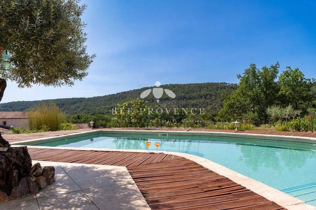 Villa in Salernes, Provence-Alpes-Côte d'Azur, France 4 - 16296791