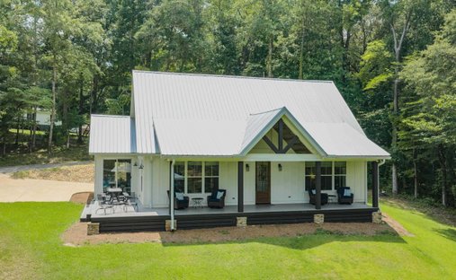 House in Jacksons' Gap, Alabama, United States 1