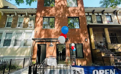 House in New York, New York, United States 1