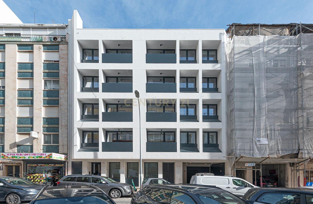 Apartment in Avenidas Novas, Lisbon, Portugal 3 - 18640751