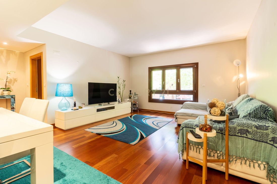 Apartment in Odivelas, Lisbon, Portugal 4 - 18640739