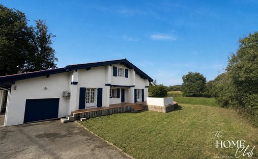 House in Urcuit, Nouvelle-Aquitaine, France 1