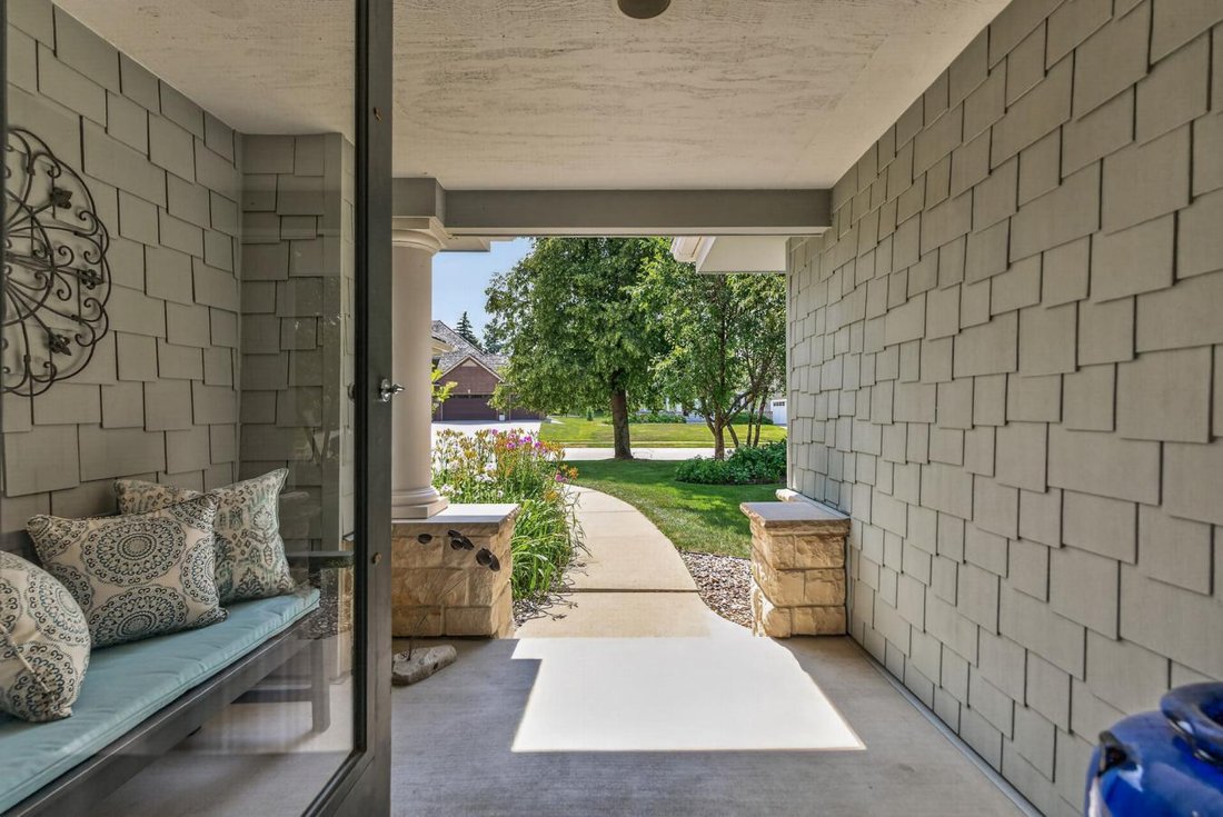 House in Eden Prairie, Minnesota, United States 3 - 18640554