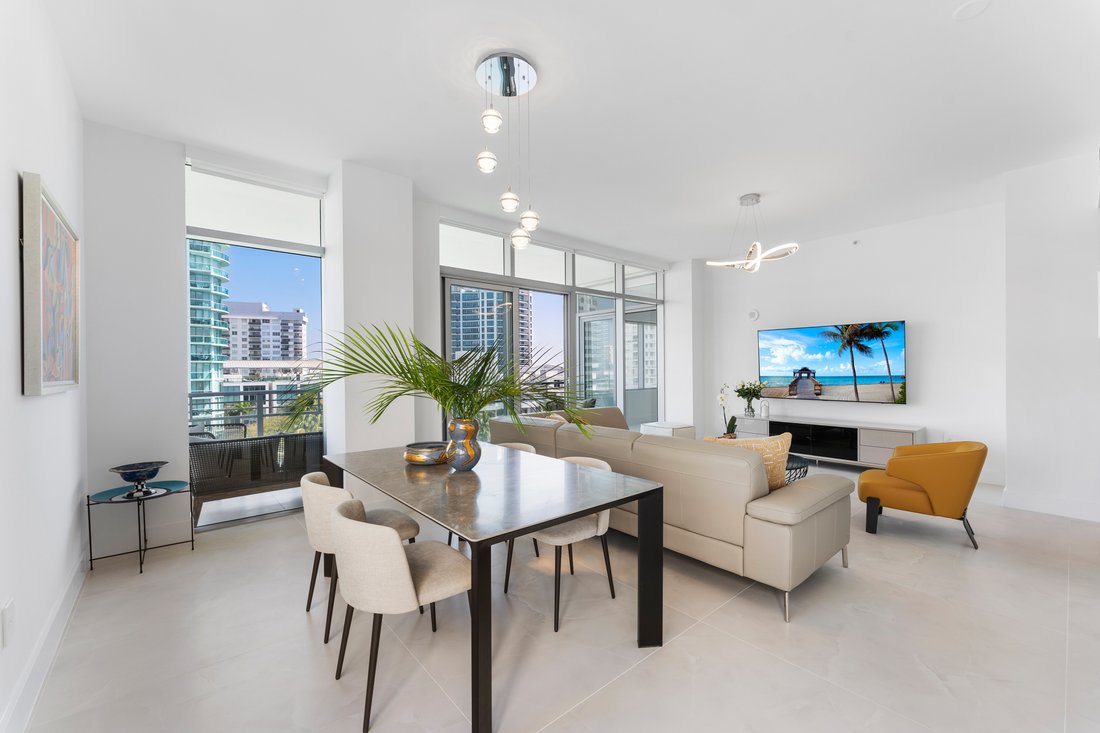 Condo in Miami Beach, Florida, United States 3 - 18640529