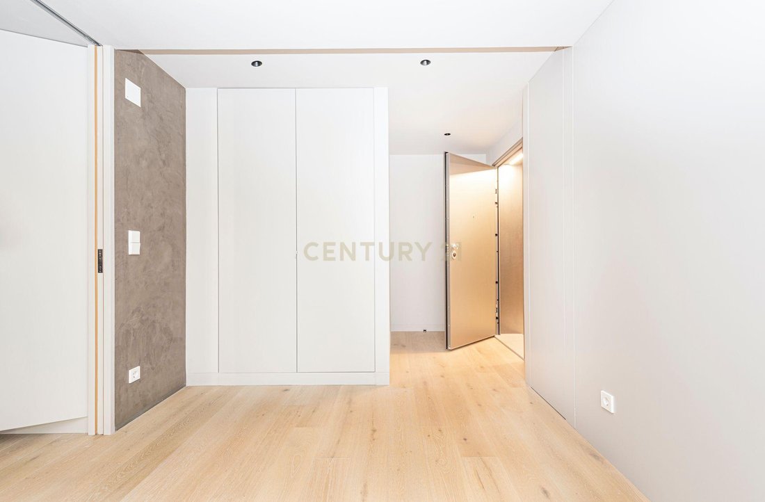 Apartment in Avenidas Novas, Lisbon, Portugal 4 - 18640751