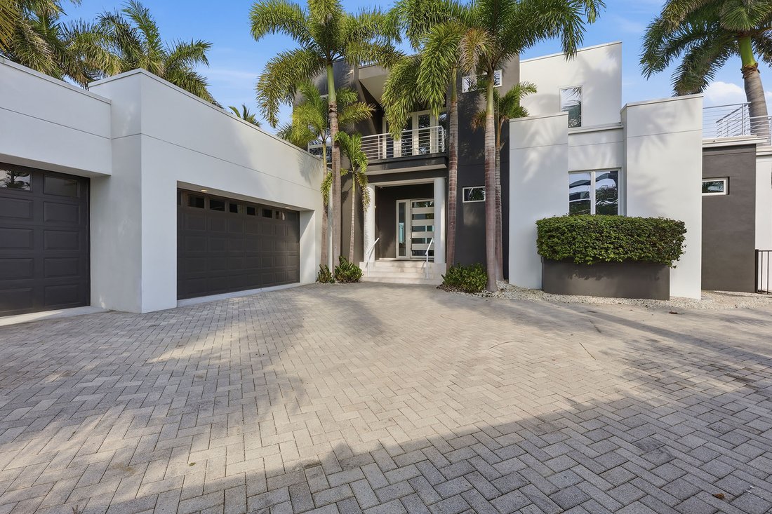 Sarasota, Florida, United States 5 - 18640524