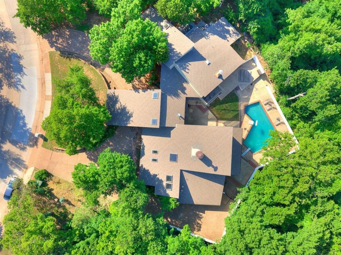 House in Edmond, Oklahoma, United States 5 - 18640719