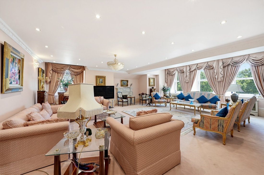 Apartment in Hyde Park, Westminster, England 5 - 18640582