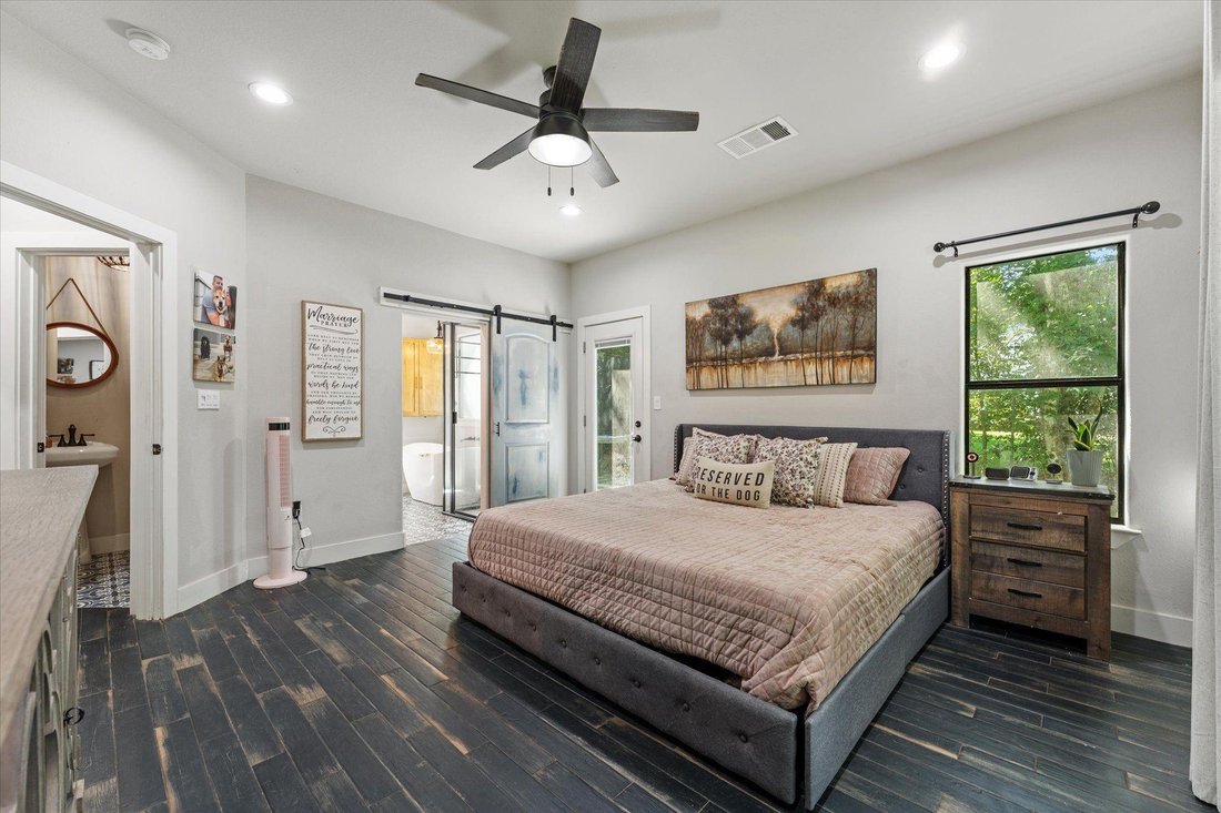 House in Montgomery, Texas, United States 5 - 18640452
