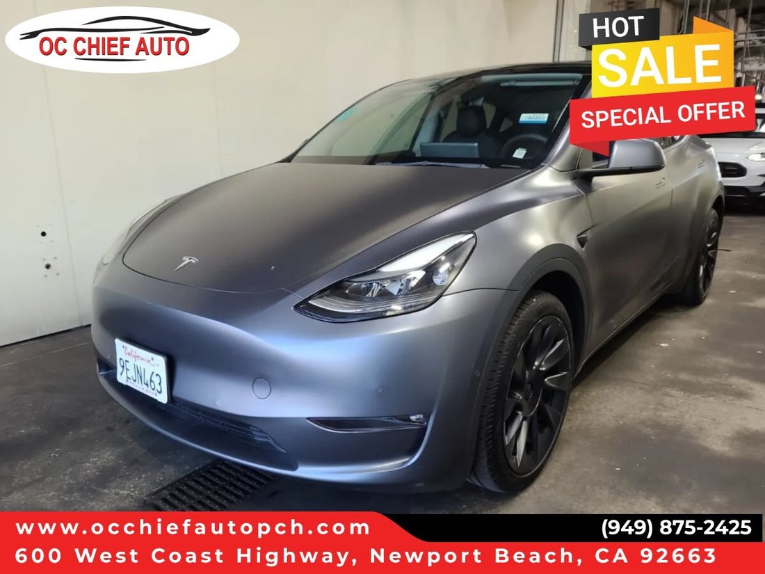 Suv in Newport Beach, CA, United States 1 - 18640656