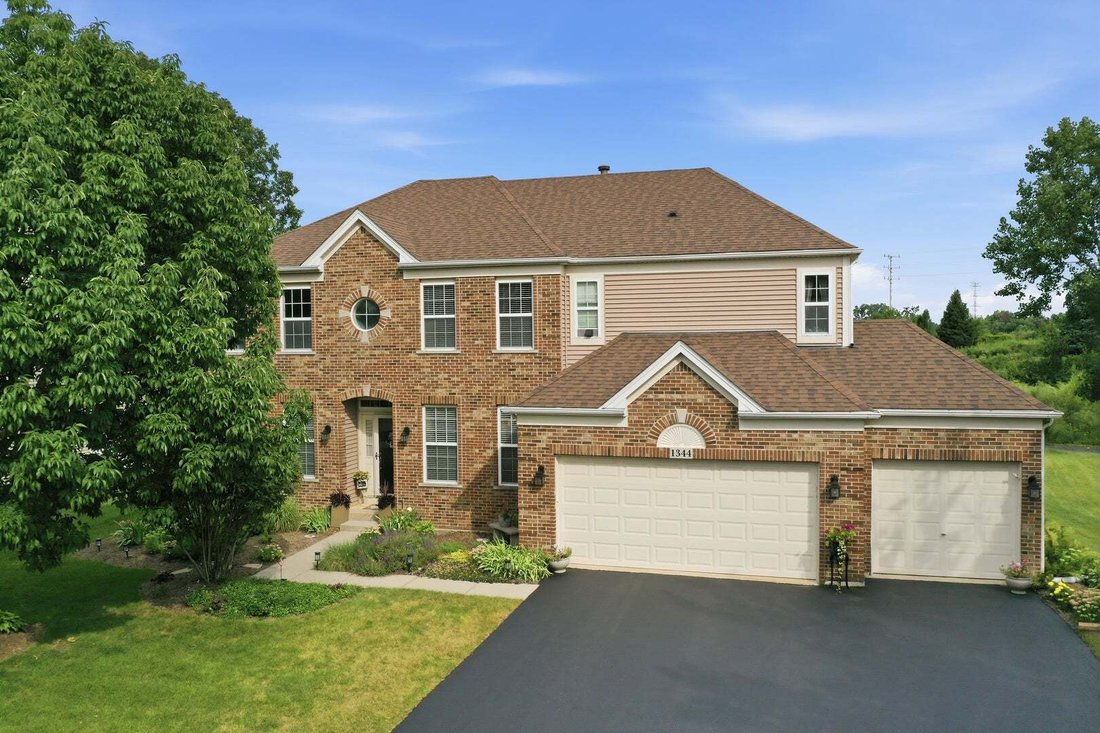 House in Sugar Grove, Illinois, United States 2 - 18640497
