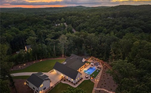 House in Ball Ground, Georgia, United States 1