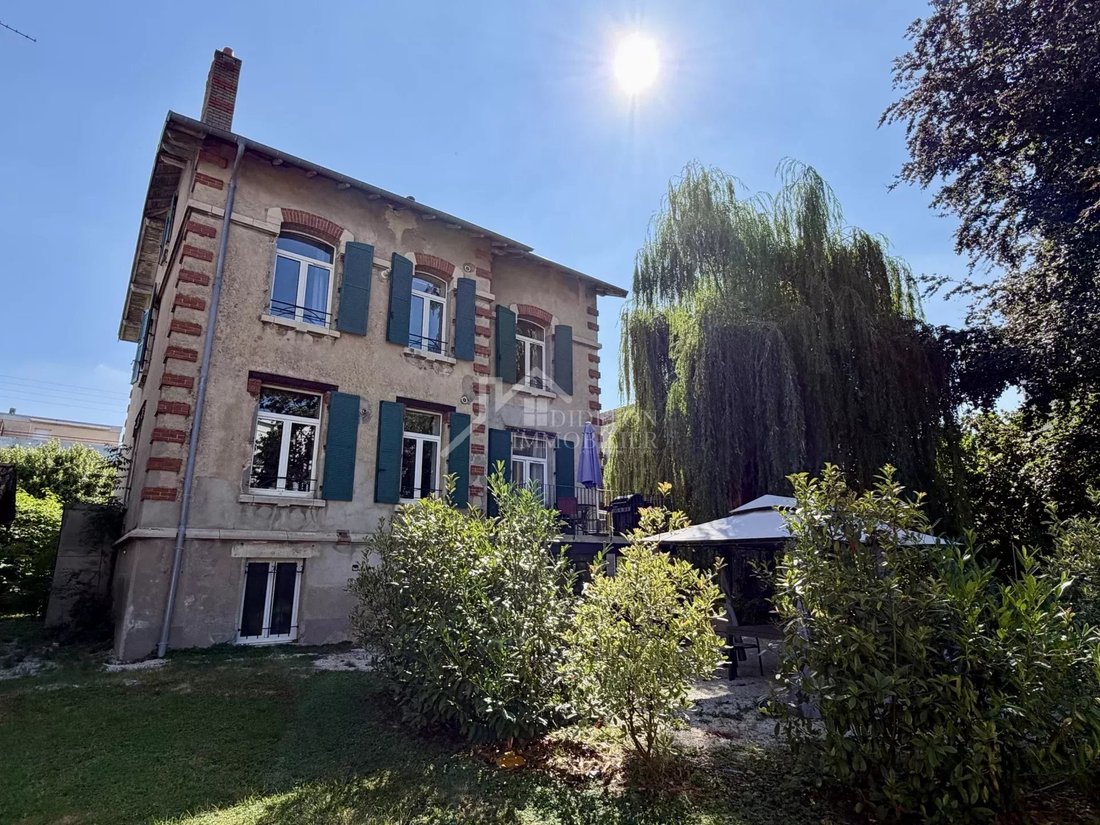 Estate in Pre Hayer, Pont-a-Mousson, France 1 - 18640777