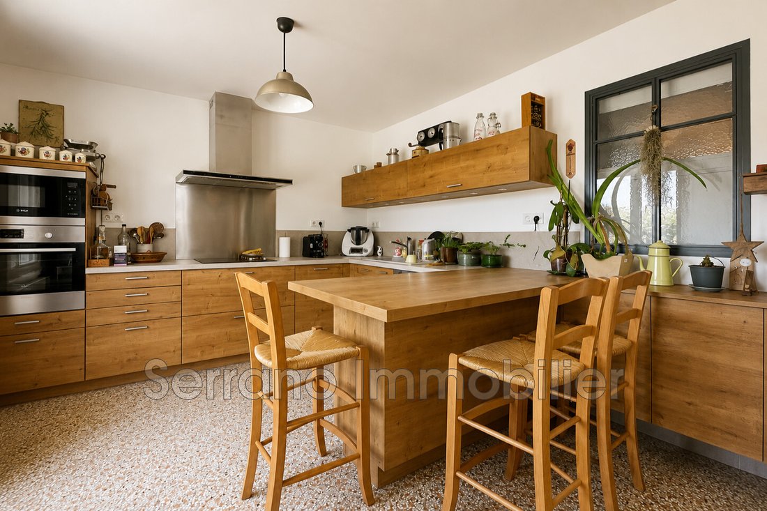 Villa in Arles, Provence-Alpes-Côte d'Azur, France 5 - 18555227