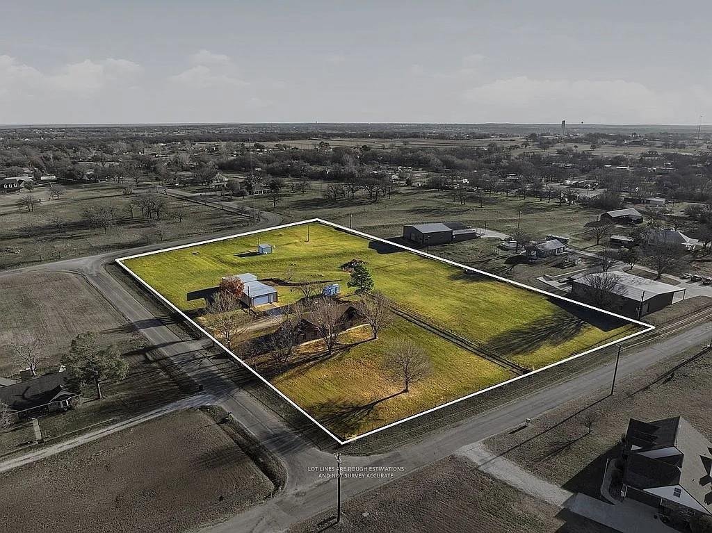 House in Springtown, Texas, United States 2 - 18640457