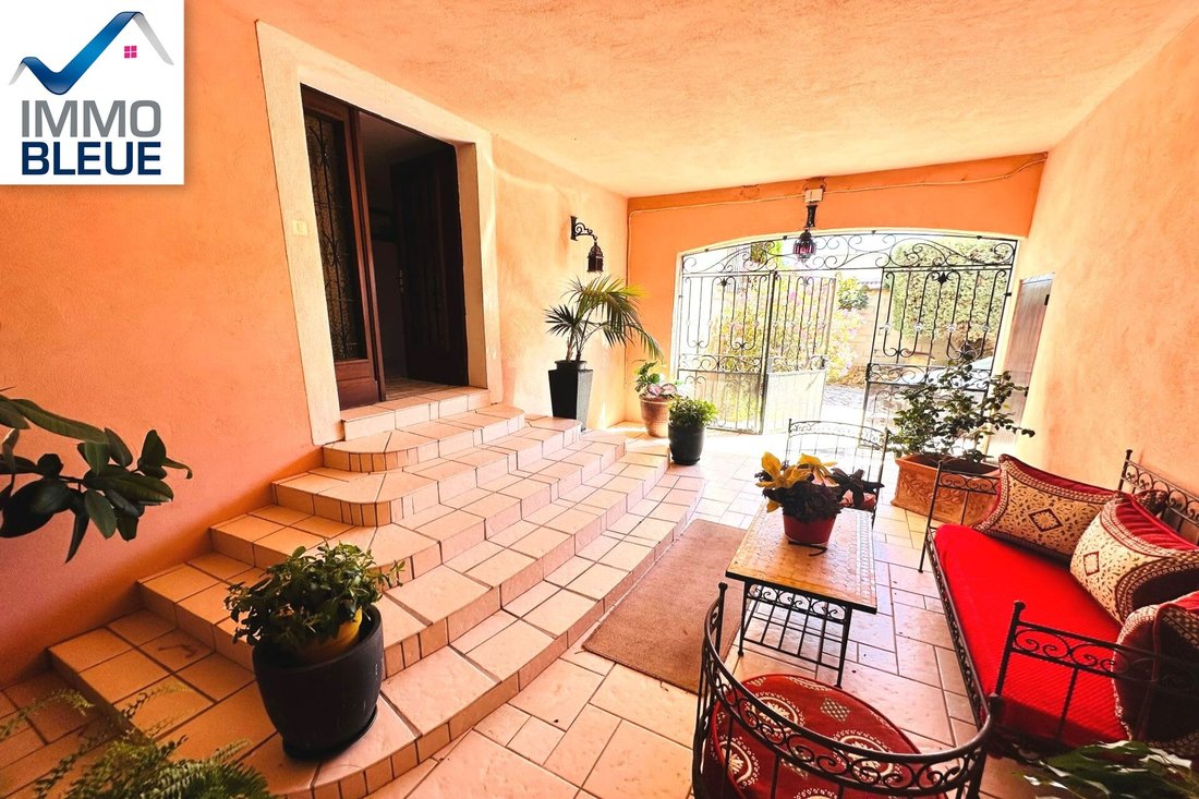 Villa in Plaines Saint Pierre-Saint Julien, Martigues, France 2 - 18640640