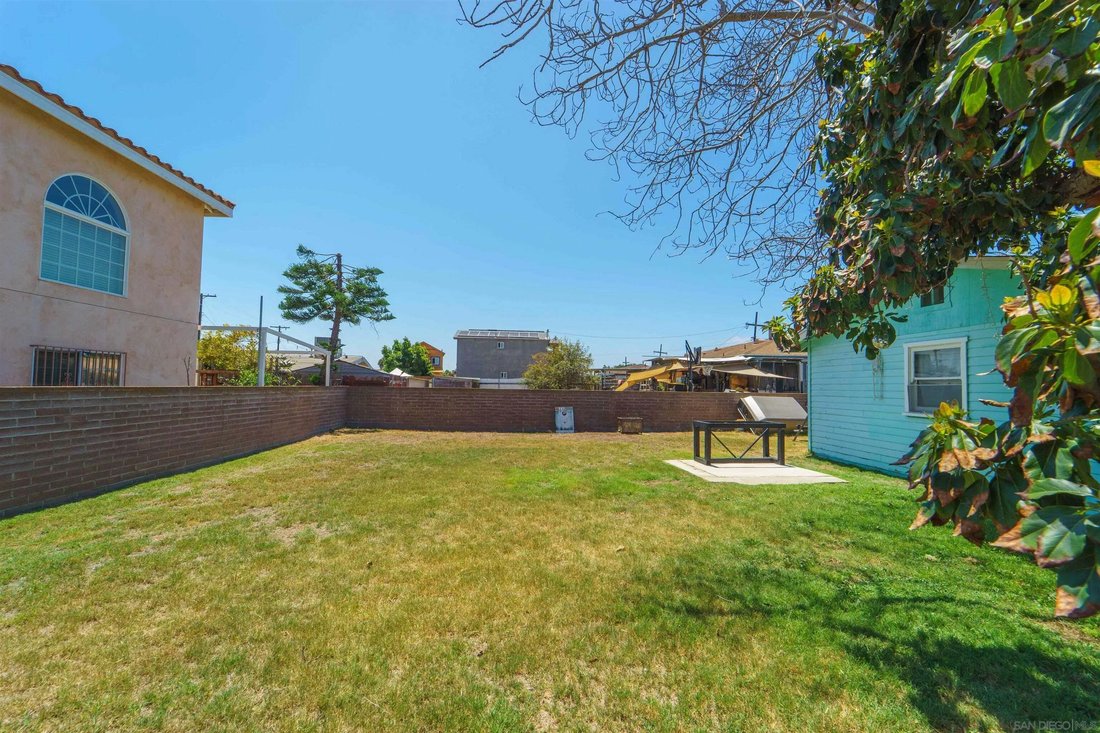 San Diego, California, United States 5 - 18640455