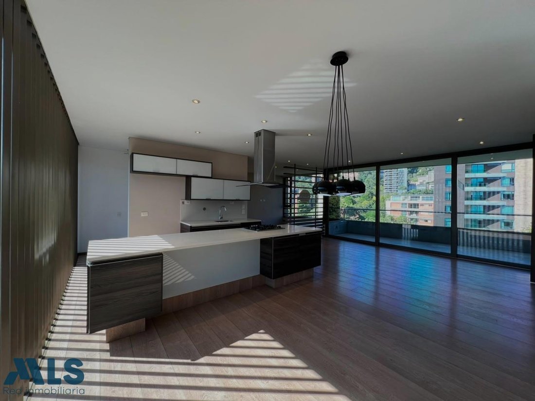 Apartment in Medellín, Antioquia, Colombia 3 - 18640544