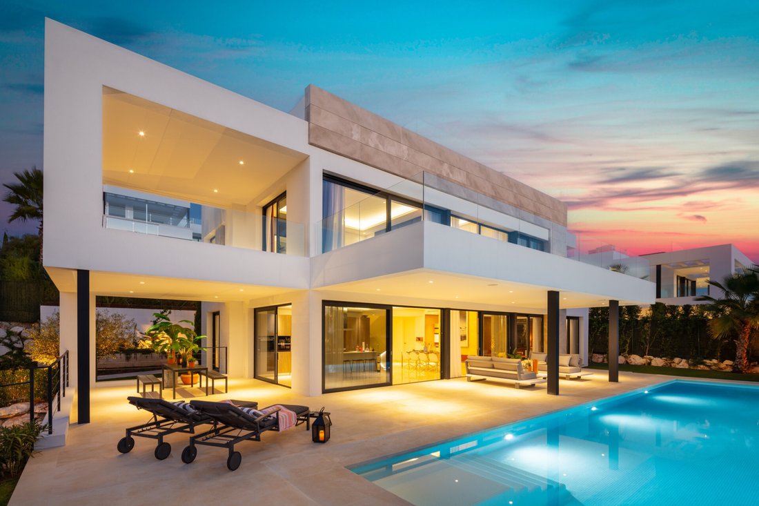 Villa in Nueva Andalucia, Marbella, Spain 2 - 18640530